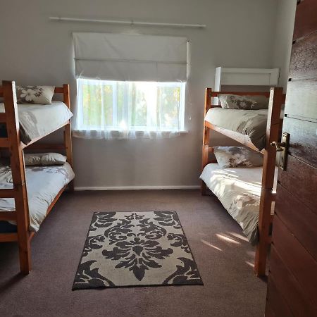 Stellenbosch Travellers Lodge Hostel Экстерьер фото